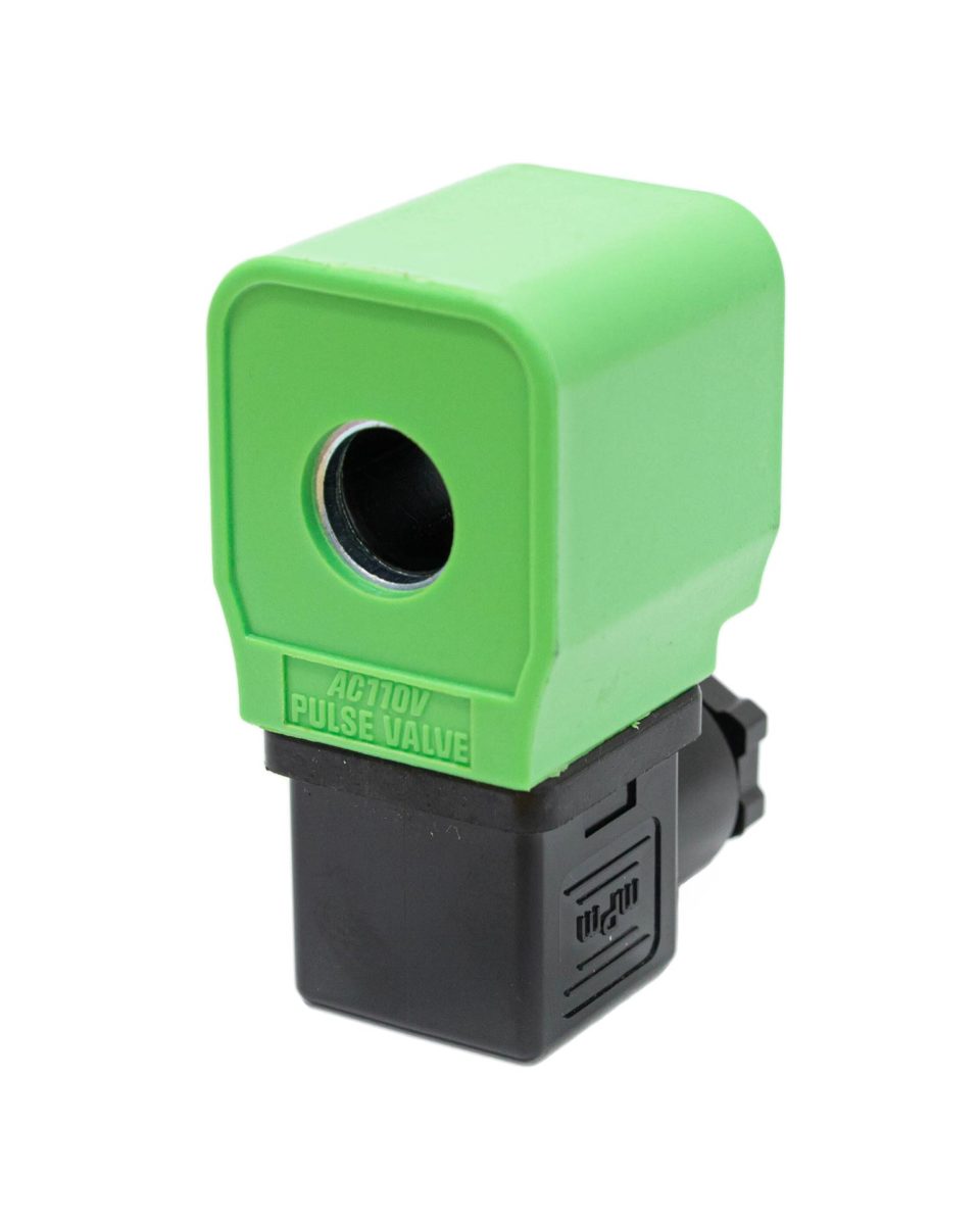 Bobina solenoide verde para válvula de engate rápido, ideal para sistemas pneumáticos e automação industrial.
